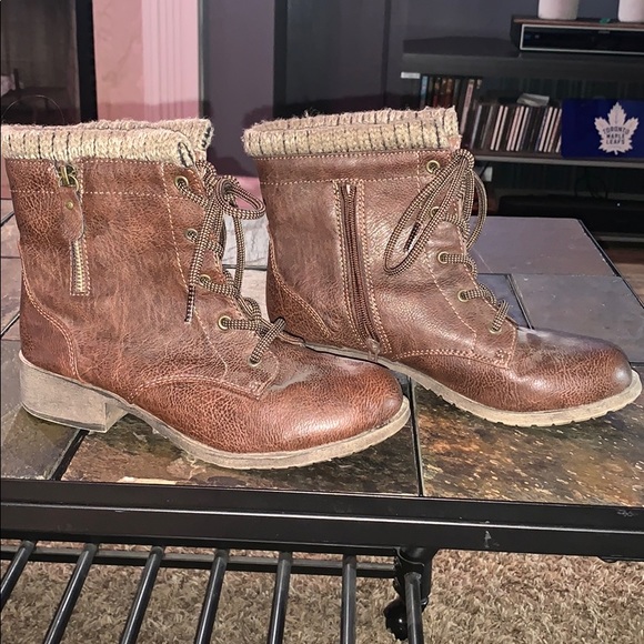 boots! - Picture 1 of 1